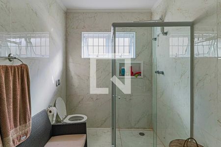 Casa à venda com 200m², 3 quartos e 3 vagasBanheiro social