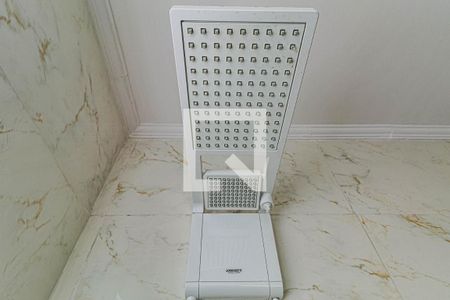 Casa à venda com 200m², 3 quartos e 3 vagasBanheiro social