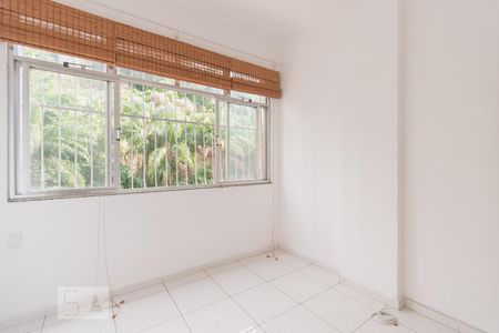 Apartamento à venda com 38m², 1 quarto e sem vagaQuarto