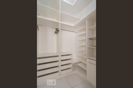 Apartamento à venda com 38m², 1 quarto e sem vagaQuarto de Serviço