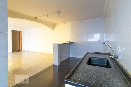Casa para alugar com 85m², 1 quarto e 2 vagasCozinha