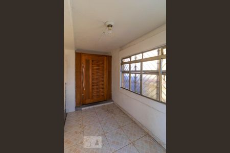 Casa para alugar com 85m², 1 quarto e 2 vagasHall de Entrada