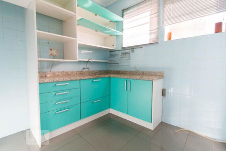 Apartamento à venda com 76m², 3 quartos e sem vagaCozinha