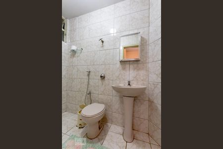 Apartamento para alugar com 64m², 2 quartos e sem vagaBanheiro 