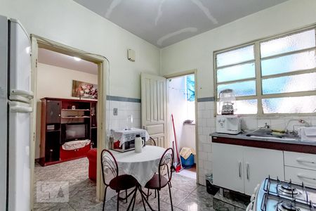 Apartamento para alugar com 64m², 2 quartos e sem vagaCozinha