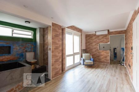 Sala de apartamento para alugar com 1 quarto, 39m² em Centro Histórico, Porto Alegre