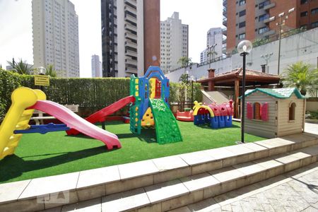 Apartamento para alugar com 62m², 2 quartos e 1 vagaPlayground