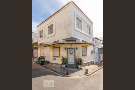 Fachada  de casa para alugar com 2 quartos, 96m² em Esplanada, Belo Horizonte