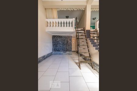 Sala de casa para alugar com 2 quartos, 96m² em Esplanada, Belo Horizonte