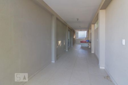 Corredor lateral de casa para alugar com 4 quartos, 280m² em Jardim da Saúde, São Paulo