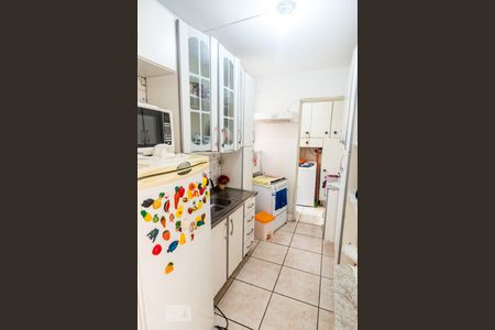 Cozinha de apartamento para alugar com 1 quarto, 43m² em Agronomia, Porto Alegre
