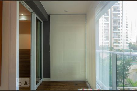 Apartamento para alugar com 49m², 1 quarto e 1 vagaVaranda