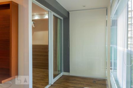 Apartamento para alugar com 49m², 1 quarto e 1 vagaVaranda
