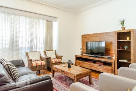 Sala de apartamento para alugar com 3 quartos, 140m² em Urca, Rio de Janeiro