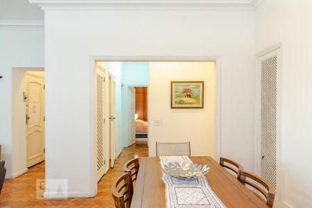 Apartamento para alugar com 140m², 3 quartos e 1 vagaSala