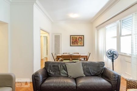 Sala de apartamento para alugar com 3 quartos, 140m² em Urca, Rio de Janeiro