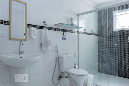 Casa à venda com 310m², 4 quartos e 2 vagas Casa à venda com 310m², 4 quartos e 2 vagasBanheiro