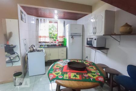 Cozinha de apartamento para alugar com 1 quarto, 48m² em Ingleses do Rio Vermelho, Florianópolis
