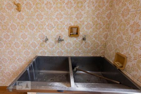 Casa para alugar com 150m², 2 quartos e 5 vagasÁrea de Serviço