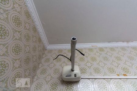 Banheiro Social de casa para alugar com 2 quartos, 150m² em Parque Jabaquara, São Paulo