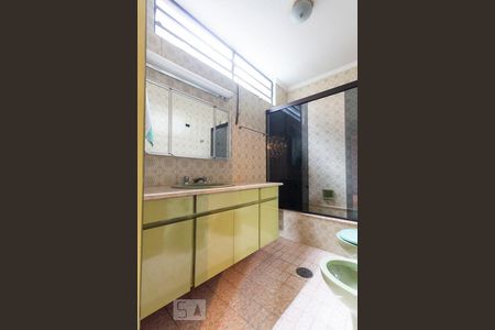 Banheiro Social de casa para alugar com 2 quartos, 150m² em Parque Jabaquara, São Paulo