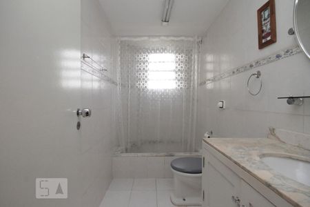 Banheiro de apartamento para alugar com 3 quartos, 88m² em Santa Cecília, São Paulo