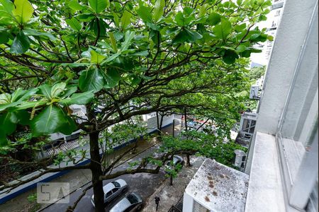 Vista do Quarto 1 de apartamento para alugar com 2 quartos, 62m² em Leblon, Rio de Janeiro