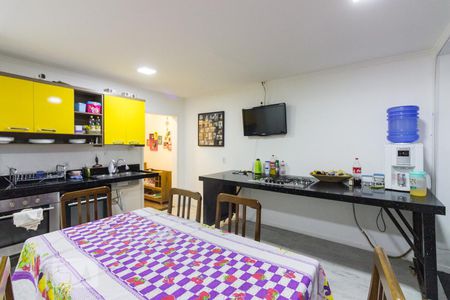 Casa à venda com 350m², 3 quartos e 2 vagasCozinha