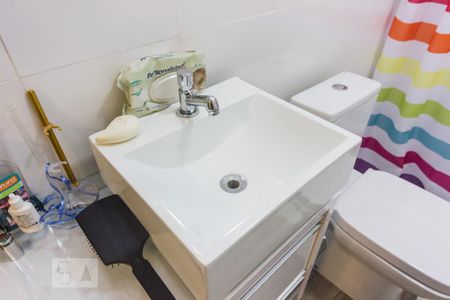 Casa à venda com 350m², 3 quartos e 2 vagasBanheiro Suite 1