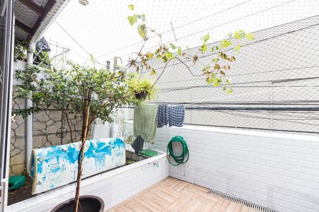 Casa à venda com 350m², 3 quartos e 2 vagasTerraco