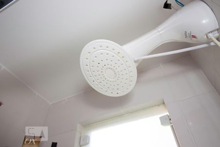 Apartamento para alugar com 56m², 2 quartos e sem vagaChuveiro