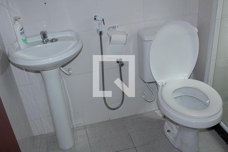 Apartamento para alugar com 56m², 2 quartos e sem vagaBanheiro