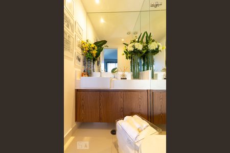 Lavabo de apartamento à venda com 1 quarto, 55m² em Cidade Monções, São Paulo
