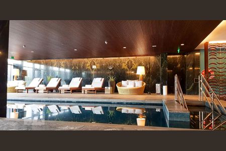 Apartamento para alugar com 94m², 1 quarto e 1 vagaPiscina