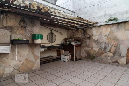 Casa à venda com 211m², 3 quartos e 3 vagasQuintal