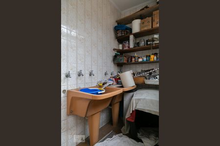 Casa à venda com 211m², 3 quartos e 3 vagasÁrea de serviço 