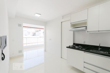 Sala e cozinha de apartamento para alugar com 1 quarto, 36m² em Cambuci, São Paulo
