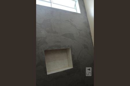 Casa à venda com 80m², 2 quartos e 2 vagasBanheiro