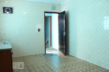 Casa à venda com 80m², 2 quartos e 2 vagasCozinha