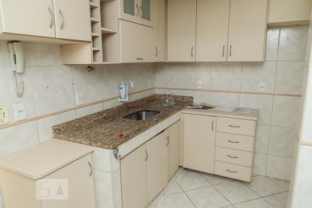 Apartamento à venda com 64m², 2 quartos e 1 vagaCozinha