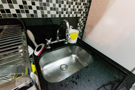 Apartamento para alugar com 55m², 1 quarto e 1 vagaCozinha - Torneira