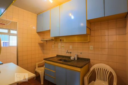 Apartamento para alugar com 54m², 2 quartos e 1 vagaCozinha - Armários