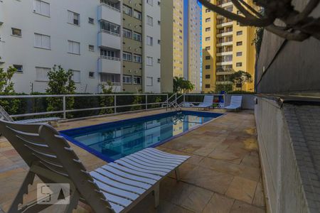 Apartamento para alugar com 54m², 2 quartos e 1 vagaÁrea comum - Piscina
