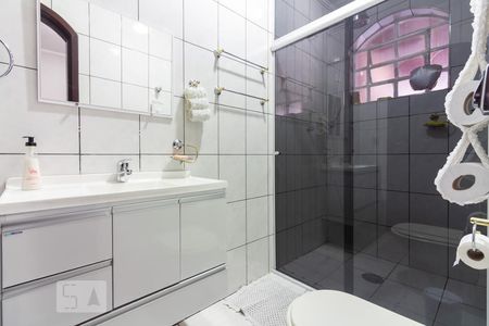 Banheiro da Suíte 1 de casa para alugar com 3 quartos, 186m² em Jardim Peri, Osasco