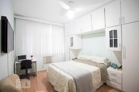 Suíte de apartamento para alugar com 2 quartos, 76m² em Icaraí, Niterói