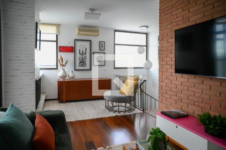 Sala de TV de apartamento à venda com 3 quartos, 210m² em Jardim da Saúde, São Paulo