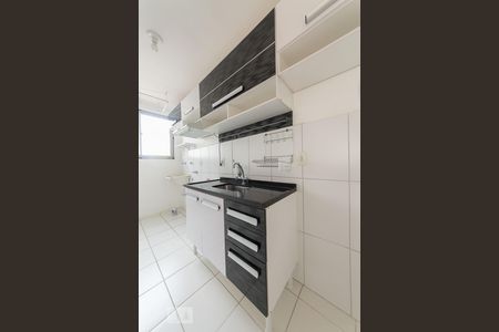 Cozinha de apartamento à venda com 2 quartos, 43m² em Jardim Nova Europa, Campinas