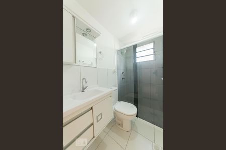 Banheiro de apartamento à venda com 2 quartos, 43m² em Jardim Nova Europa, Campinas