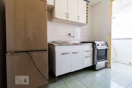 Cozinha de apartamento à venda com 2 quartos, 61m² em Partenon, Porto Alegre