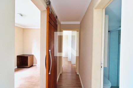 Corredor de apartamento para alugar com 2 quartos, 63m² em Paraíso do Morumbi, São Paulo